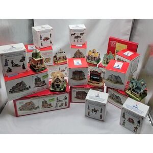 Village Americana Lot of 7 Liberty Falls Town Buildings & Figurines Holiday